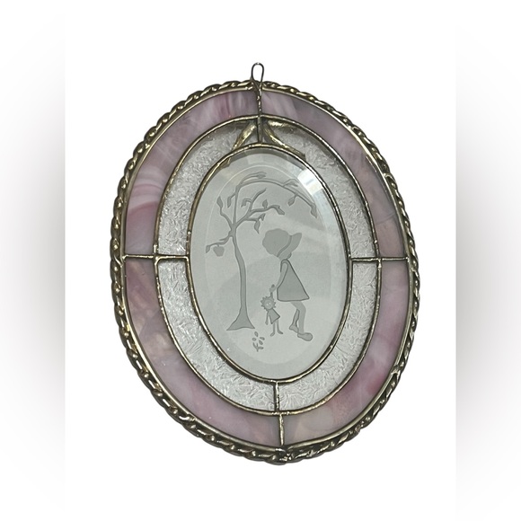 Vintage stained glass like sun catcher w/etched little‎ girl and doll under tree - Picture 7 of 8